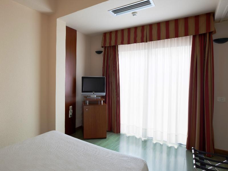 Nh Las Palmas Playa Las Canteras Eksteriør billede