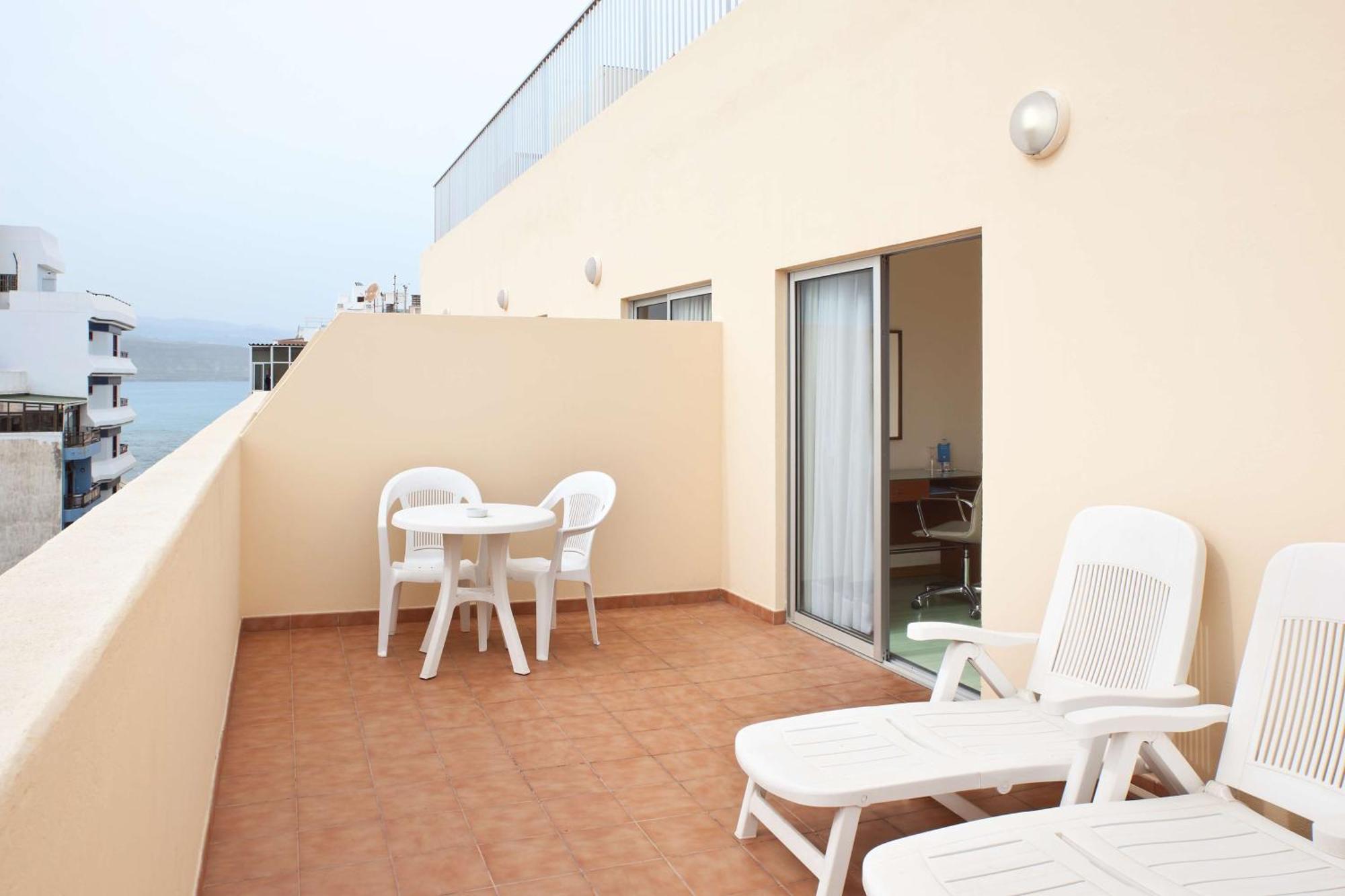 Nh Las Palmas Playa Las Canteras Eksteriør billede
